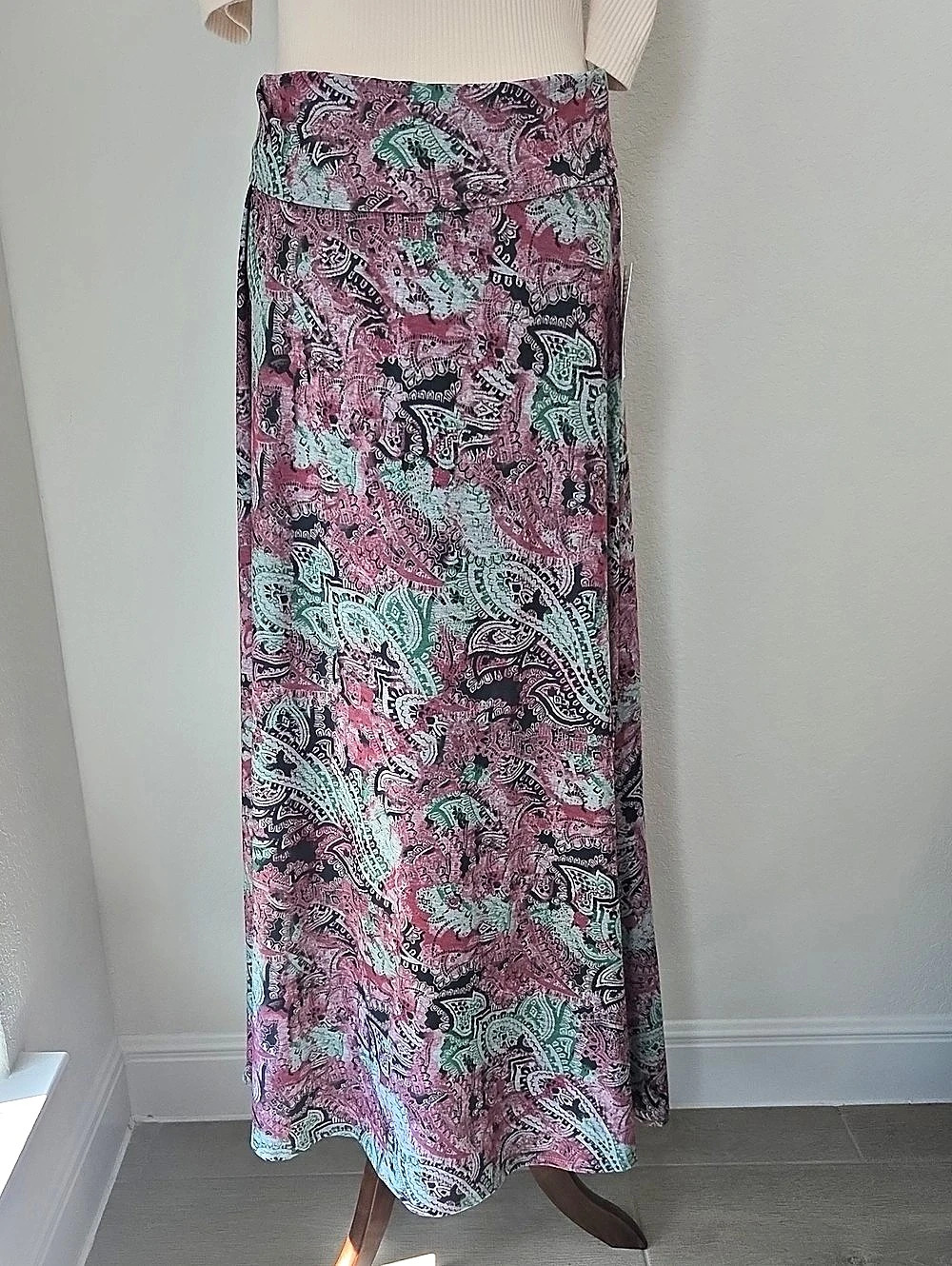 Lularoe Long Maxi Skirt Paisley Pink & Green XL Boho Hippie Y2K